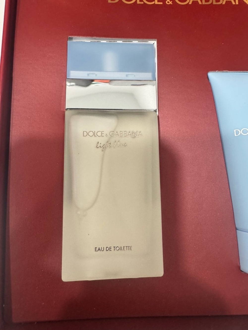 Dolce & Gabbana Light Blue Gift Set with Red & Gold Box - Picture 5 of 7